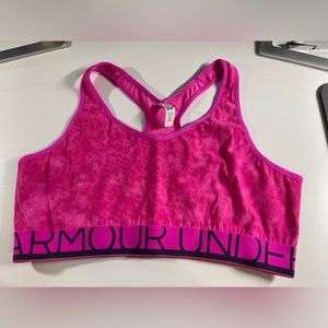 Women’s under armor, sports bra, size extra large